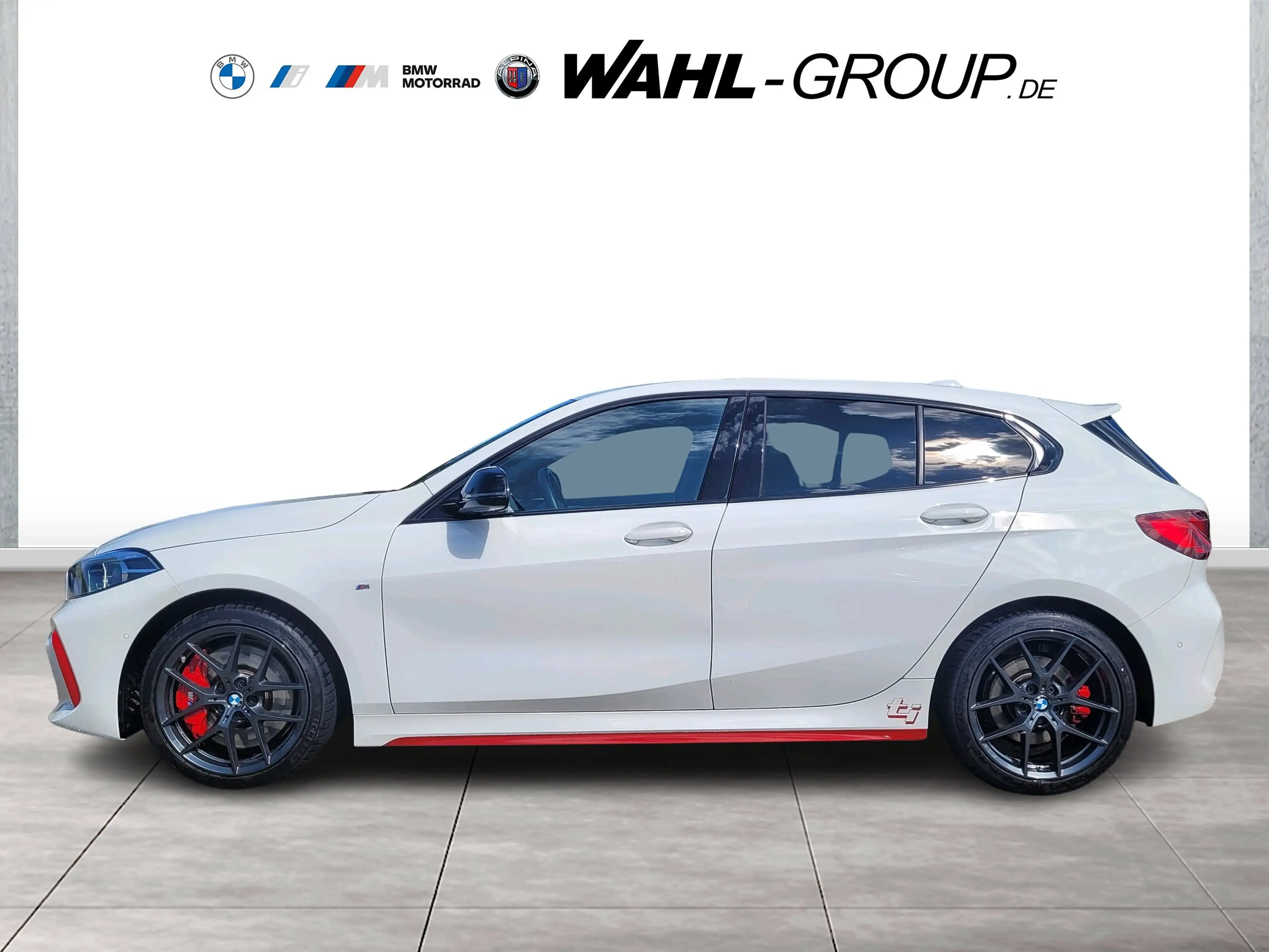 BMW 128 ti Hatch — photo 5
