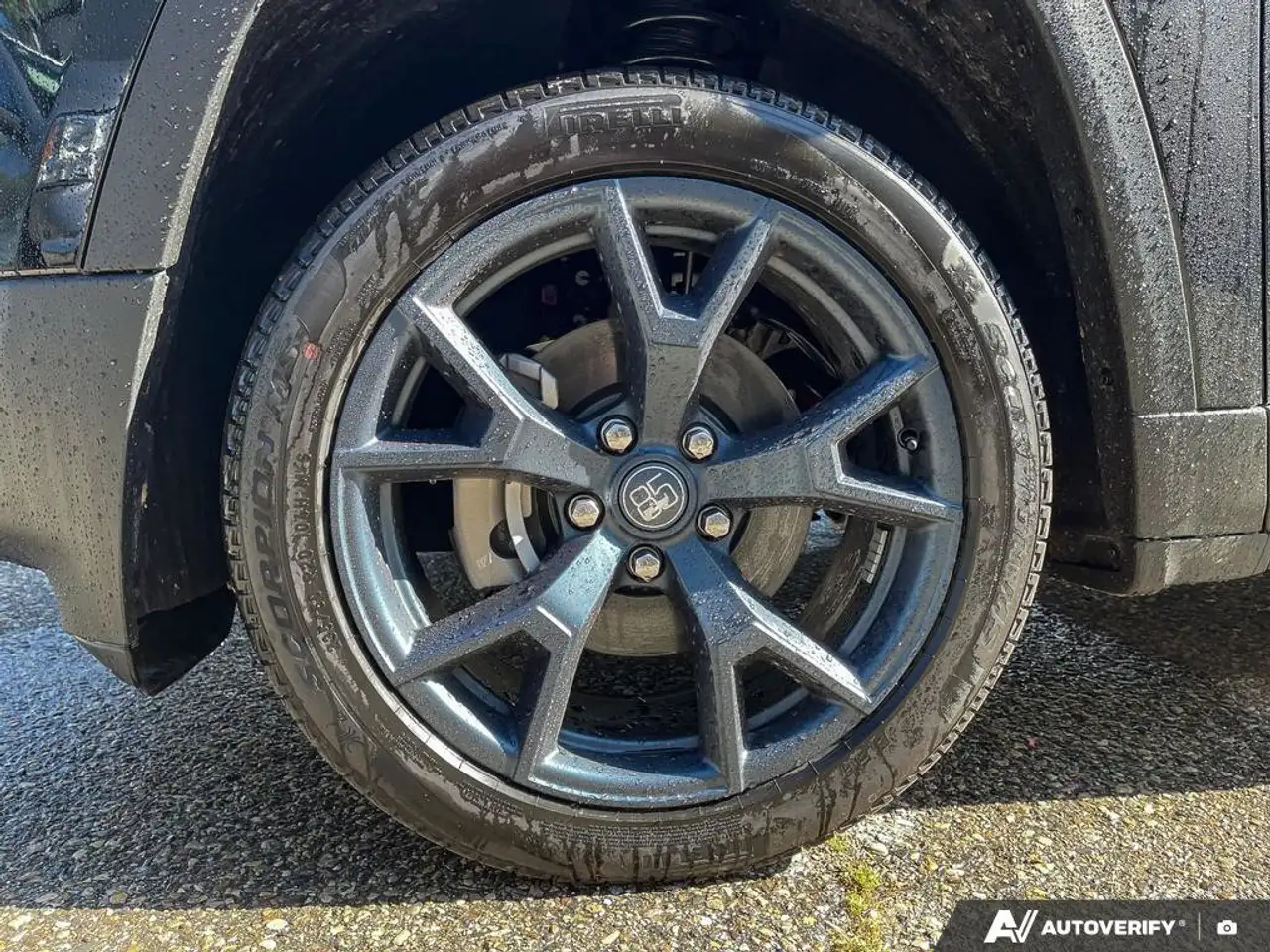 Jeep Cherokee снимка Jeep Cherokee