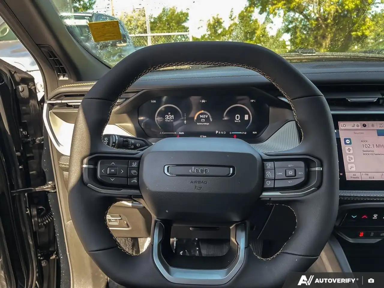 Jeep Cherokee снимка Jeep Cherokee