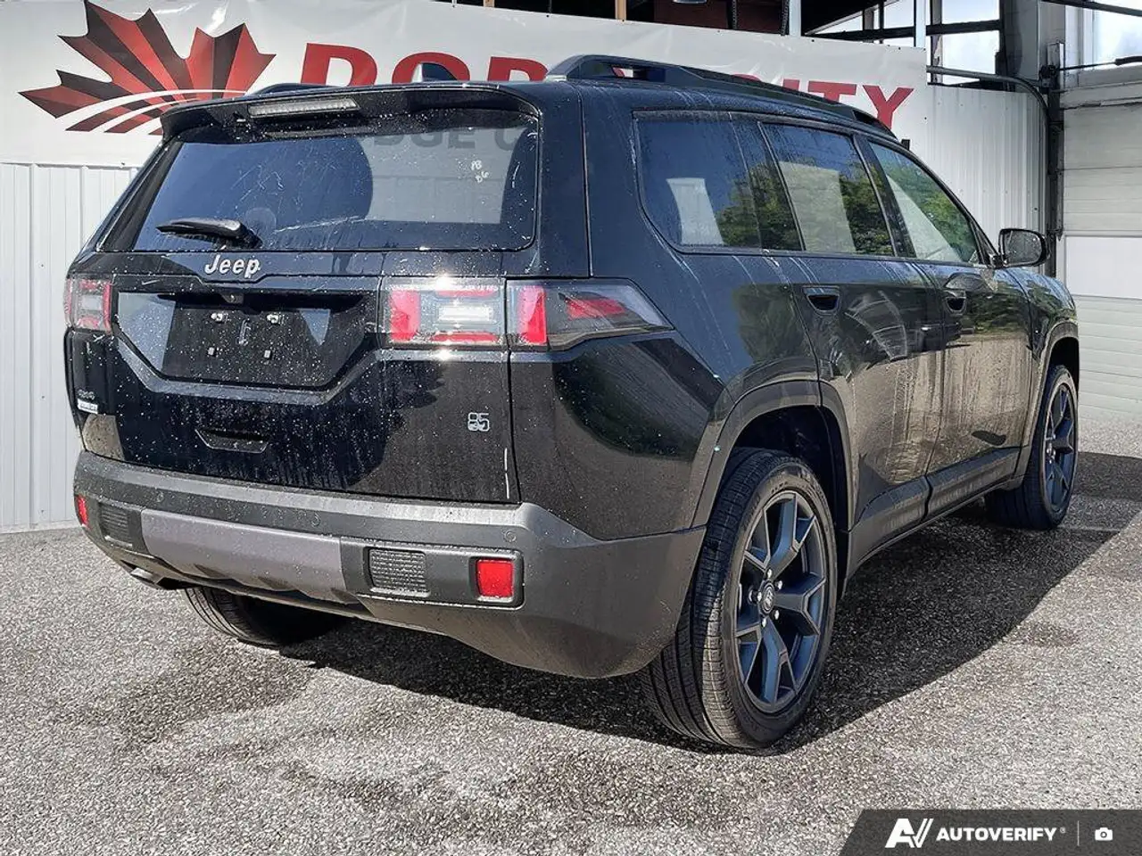 Jeep Cherokee снимка Jeep Cherokee
