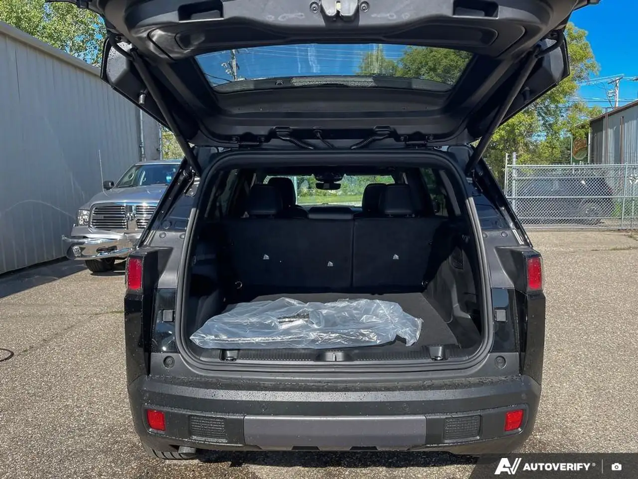 Jeep Cherokee снимка Jeep Cherokee