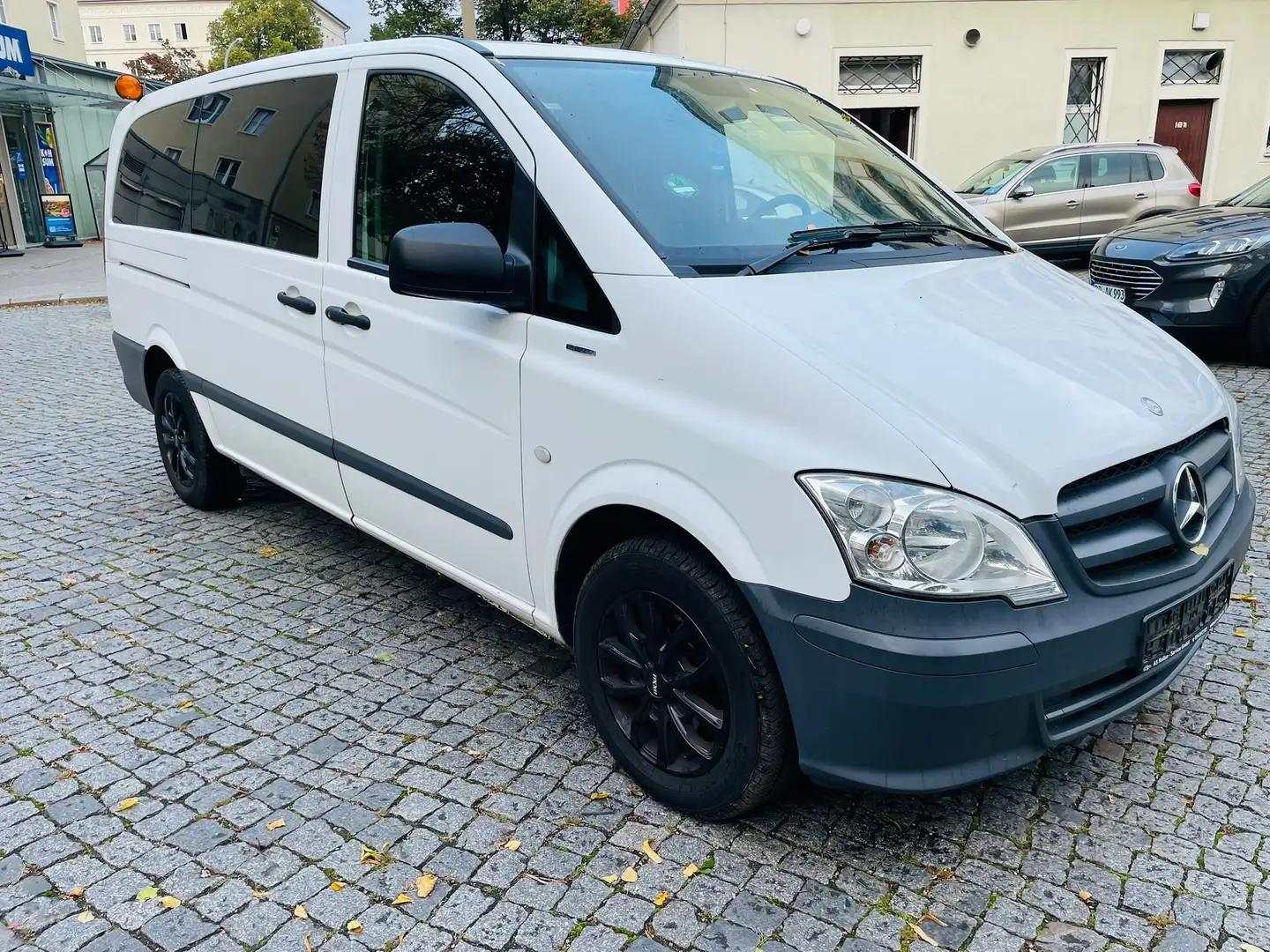 Mercedes-Benz Vito Vito 110 CDI Lang Weiß - 2
