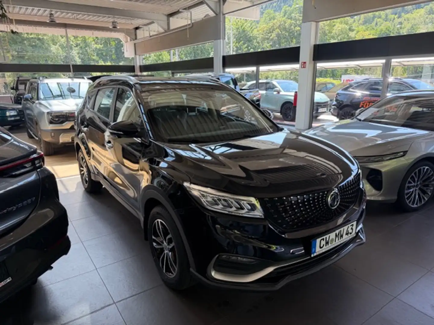 DFSK Fengon 580 Fengon 580 Intelligent Schwarz - 1