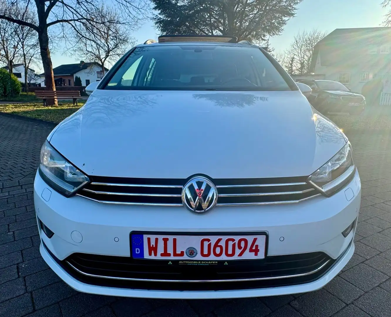 Volkswagen Golf Sportsvan Sportsvan VII Highline*DSG*PANO*BI-XEN*S-HZG Bianco - 2