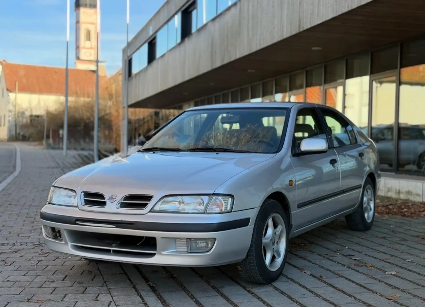 Nissan Primera 1.6 *KLIMA*TÜV 07/2026* Silver - 1