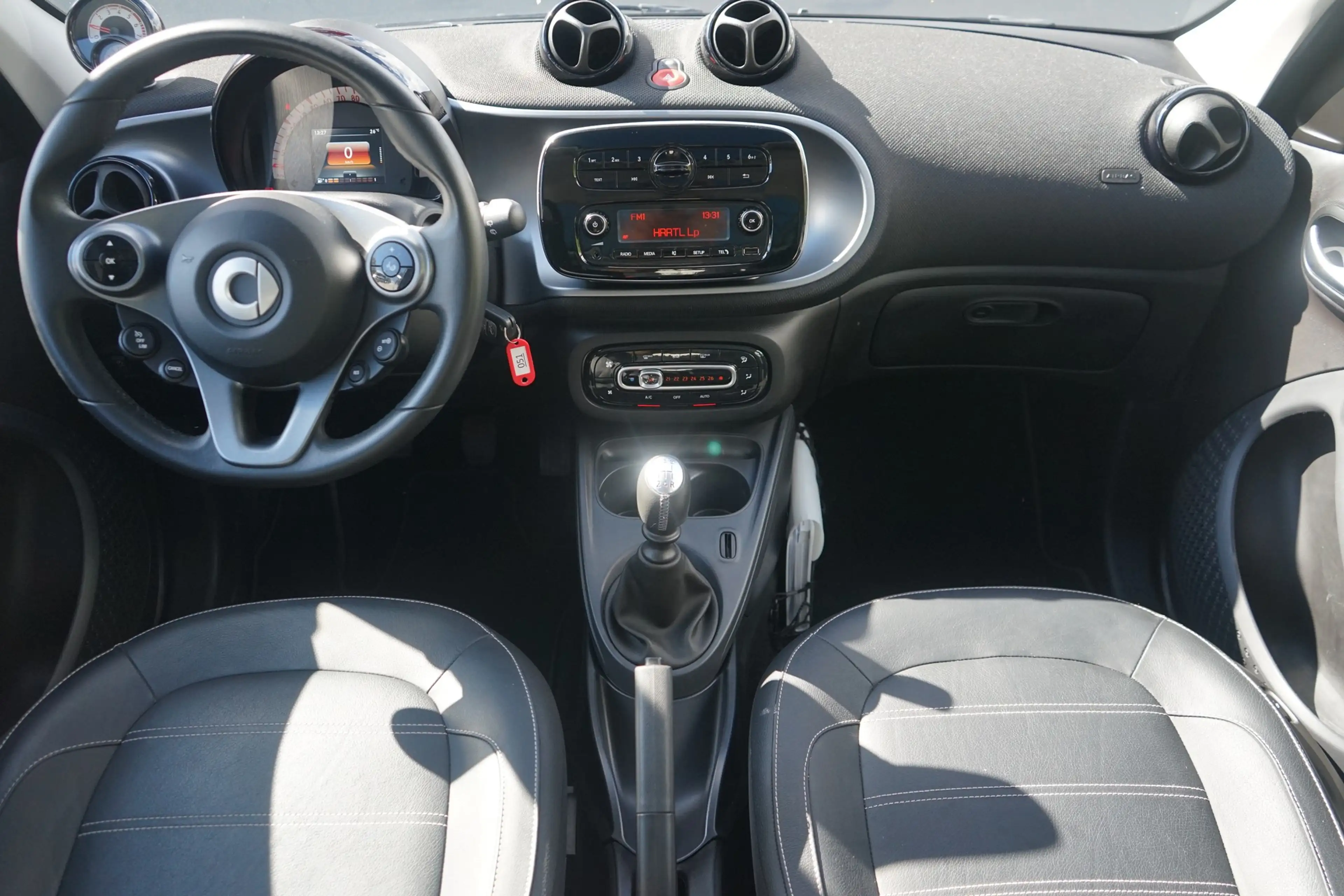 smart forFour forfour 0.9 Prime Tempomat Sitzheizung PDC USB — photo 8