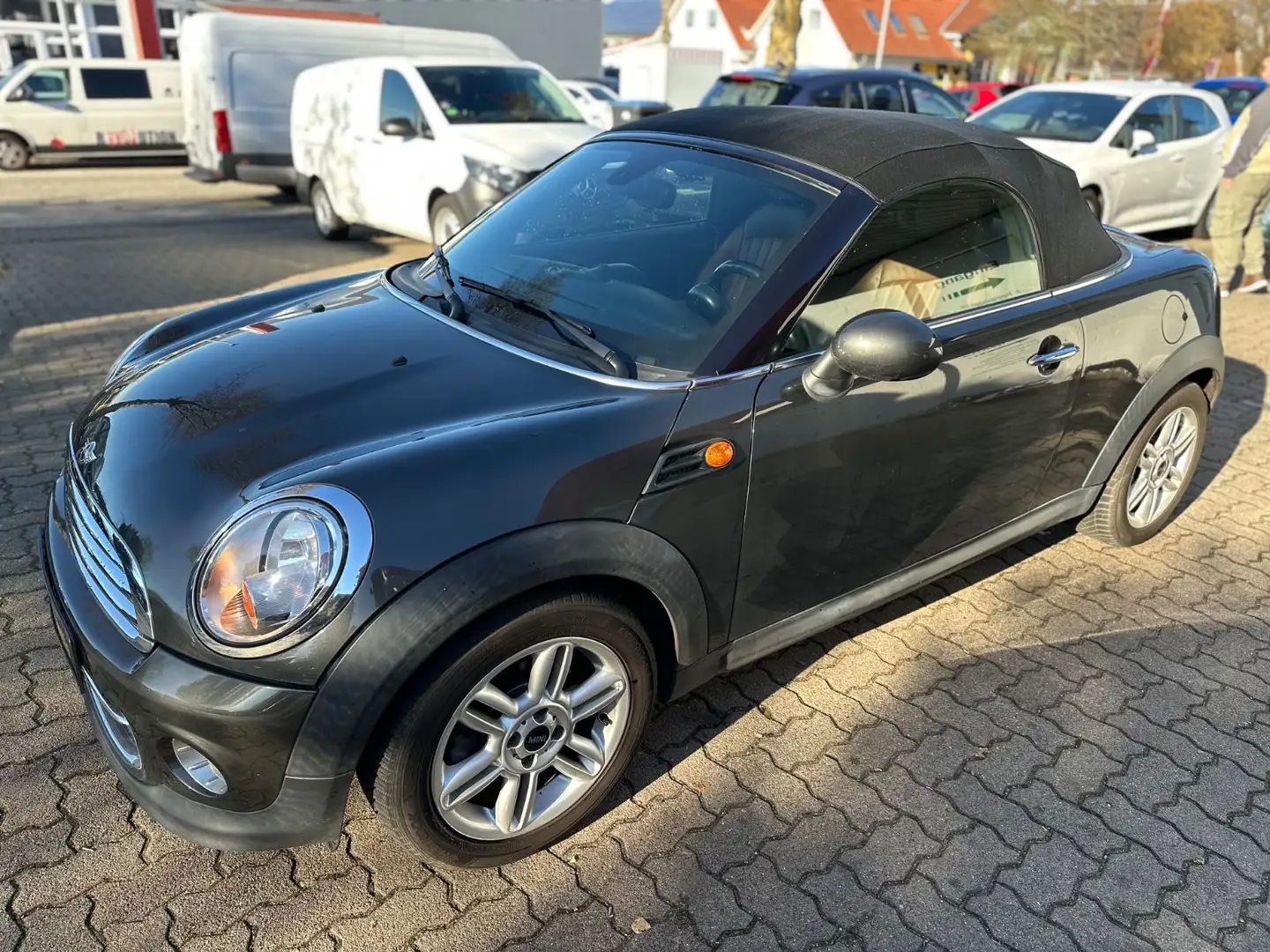 MINI Cooper Roadster Cabrio/LEDER/SHZ/PDC/TEMP/GJR Schwarz - 2