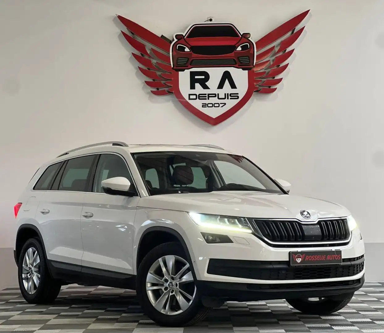 Skoda Kodiaq 2.0 TSI STYLE 4X4 180CH DSG7 1ER Wit - 1