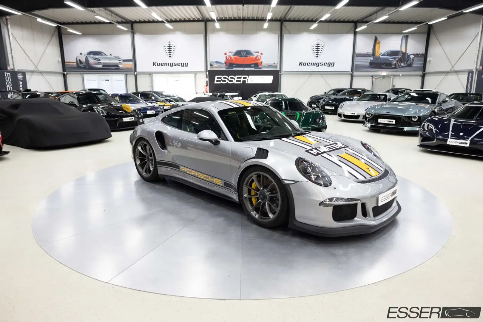 Porsche 991 GT3 RS | PCCB | 90L | Approved Argent - 1