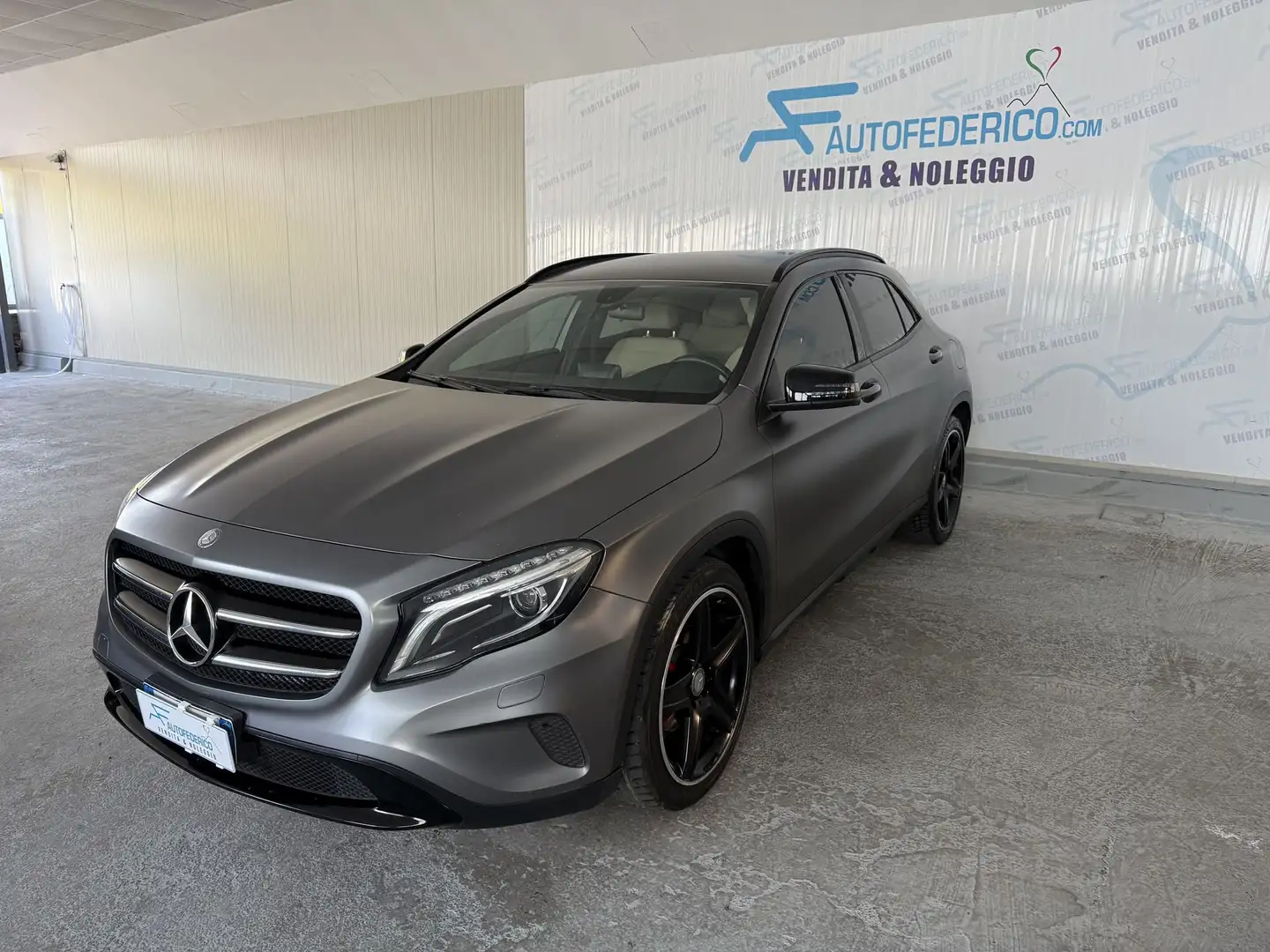 Mercedes-Benz GLA 200 GLA 200 CDI Premium Grigio - 1
