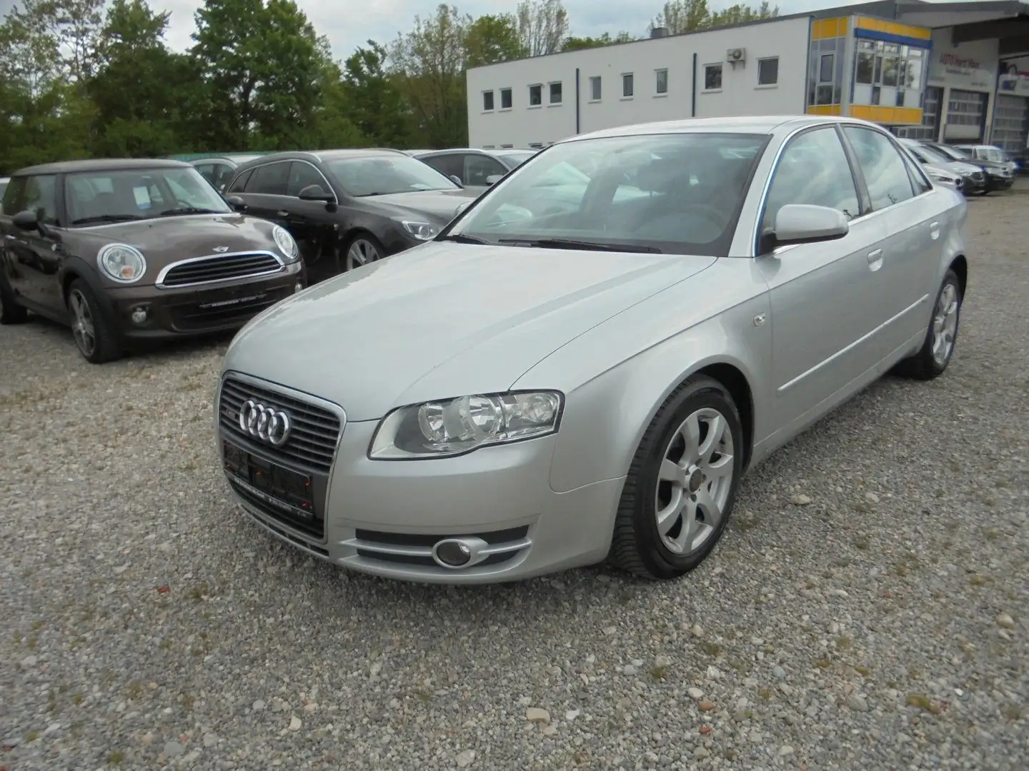 Audi A4 2.0 ~ 2.Hd ~ 115.000 km ~ Tüv und Service Neu Silber - 1