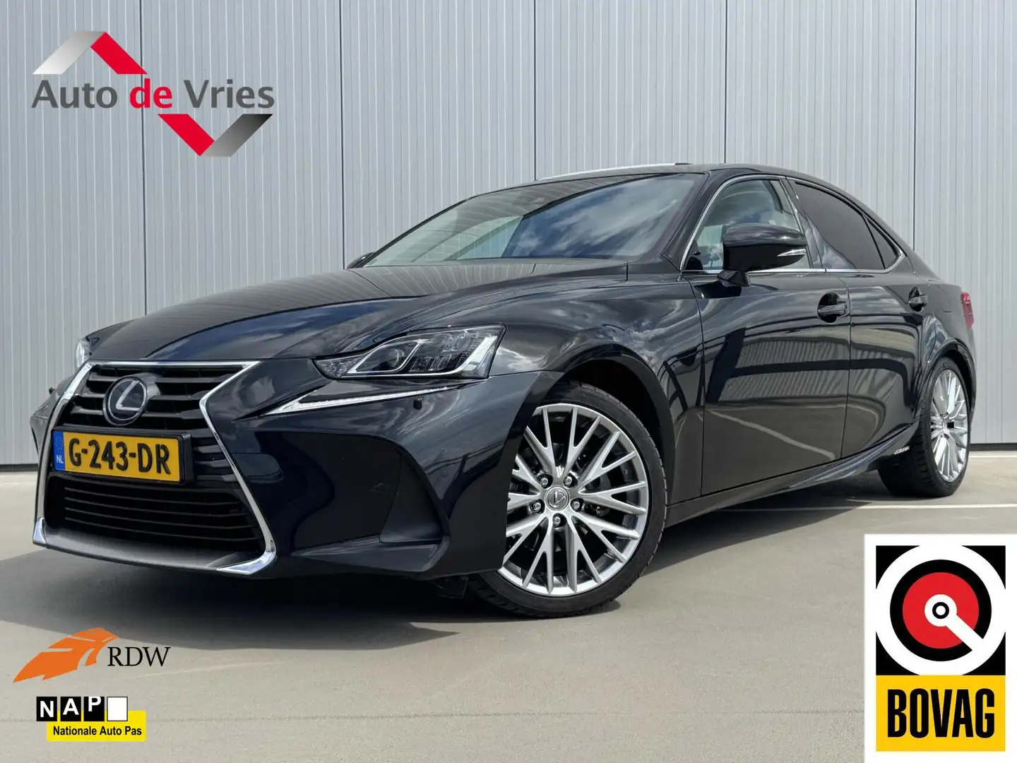 Lexus IS 300 300h Hybrid Luxury Line|NL-Auto|Schuifdak|LED Noir - 1