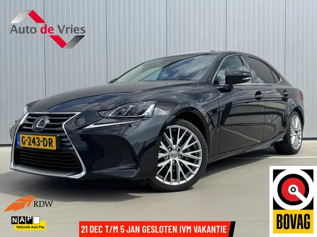 Lexus IS 300 300h Hybrid Luxury Line|NL-Auto|Schuifdak|LED