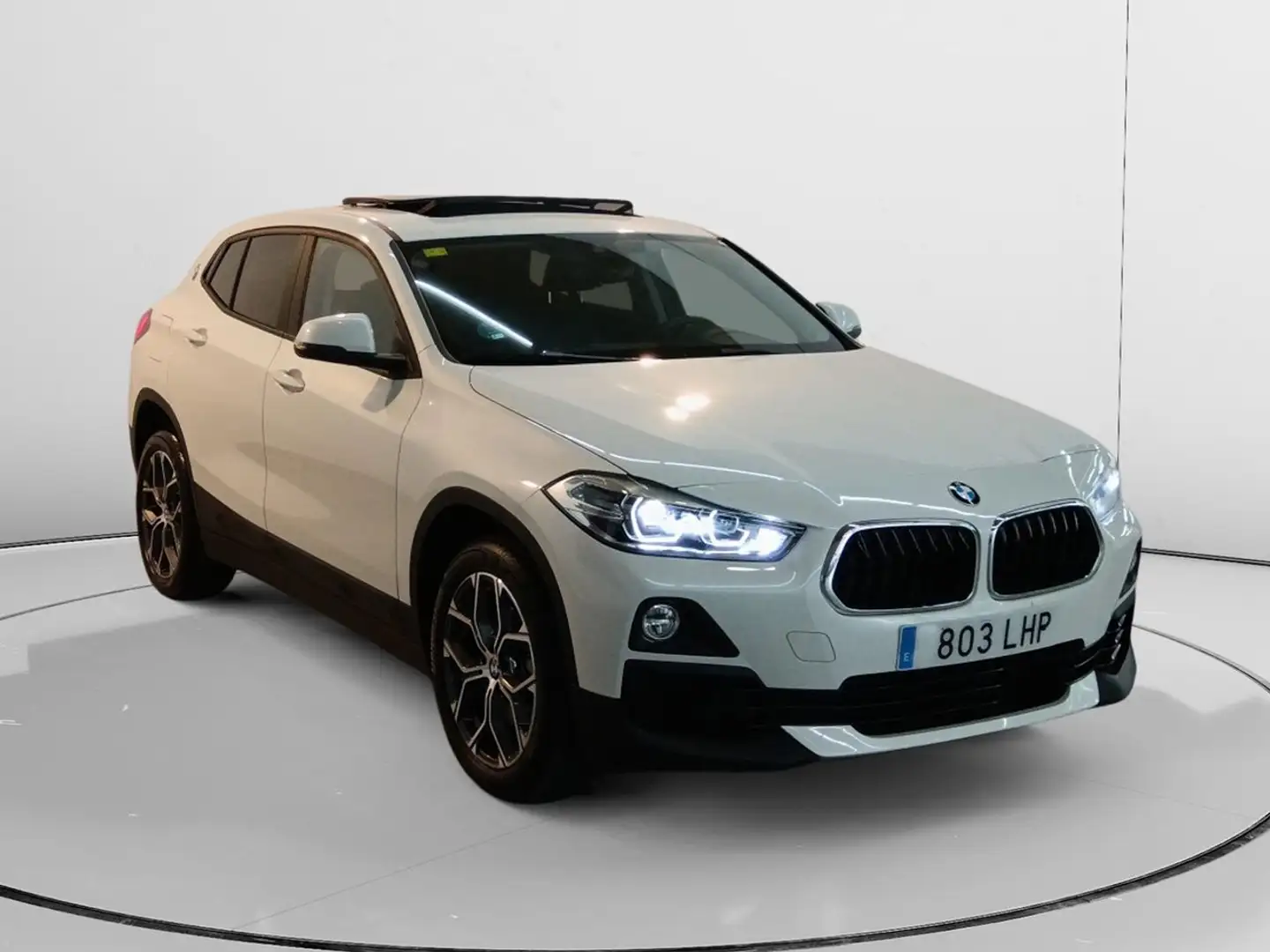 BMW X2 sDrive 18iA Advantage Blanco - 2