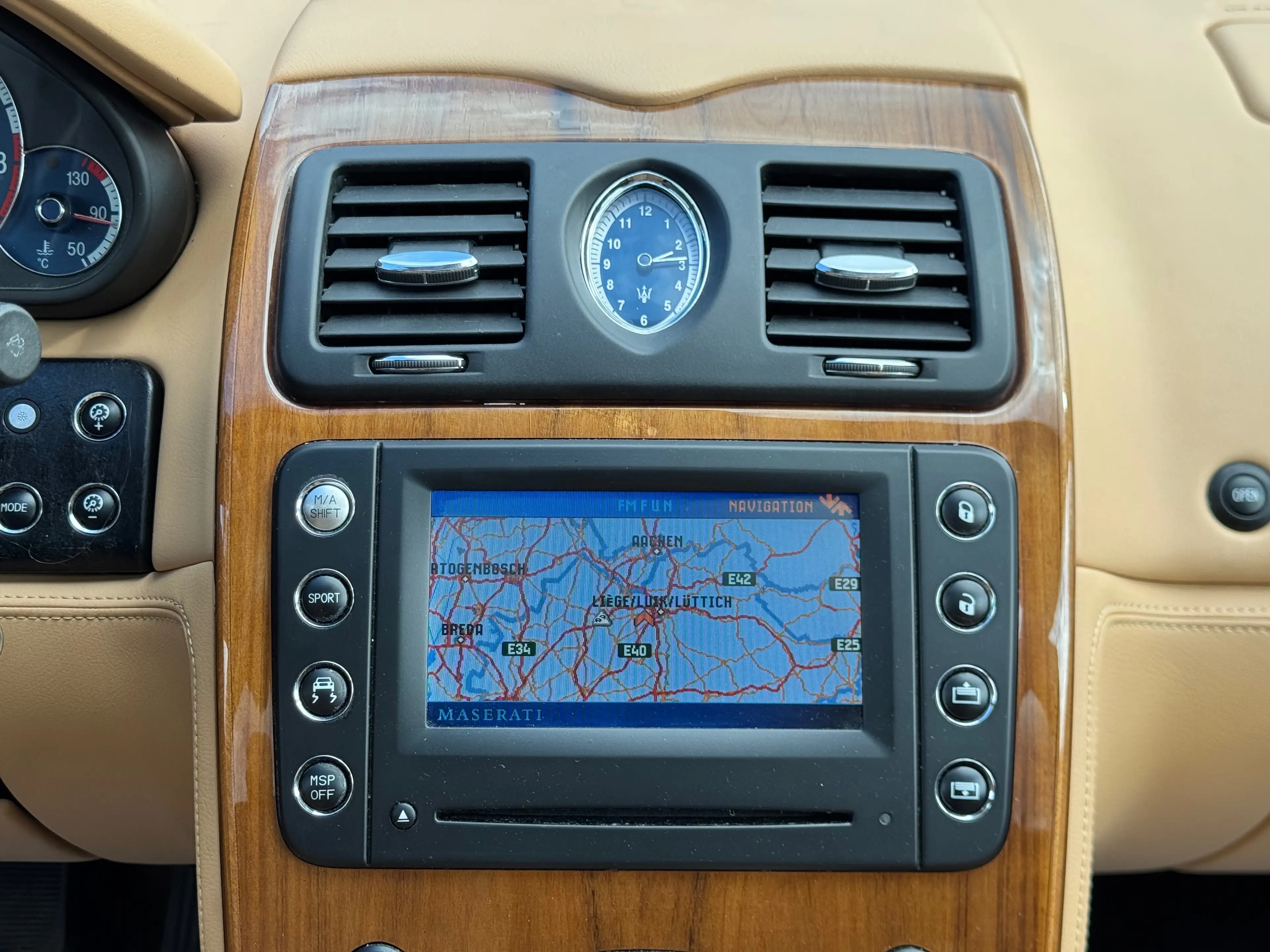 Maserati Quattroporte Quattroporte 4.2i V8 32v Sport GT — photo 15