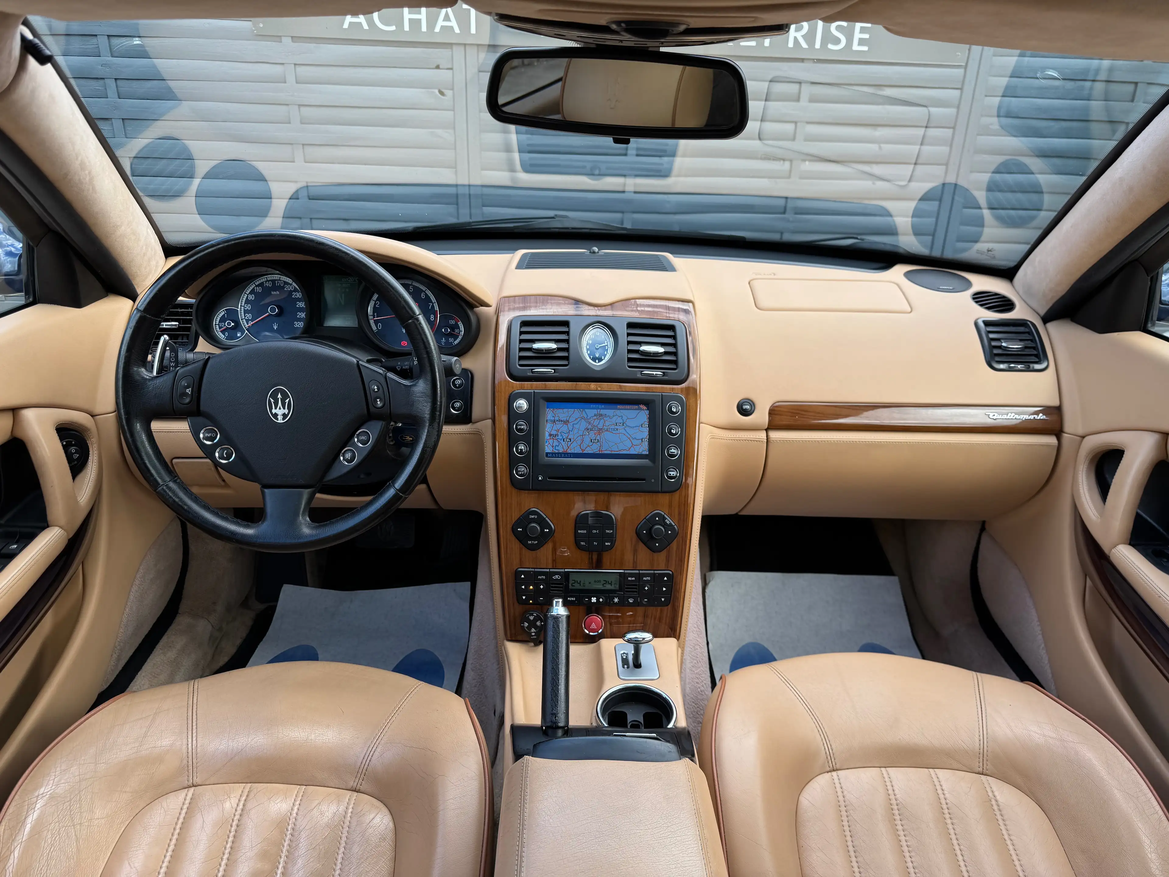 Maserati Quattroporte Quattroporte 4.2i V8 32v Sport GT — photo 12