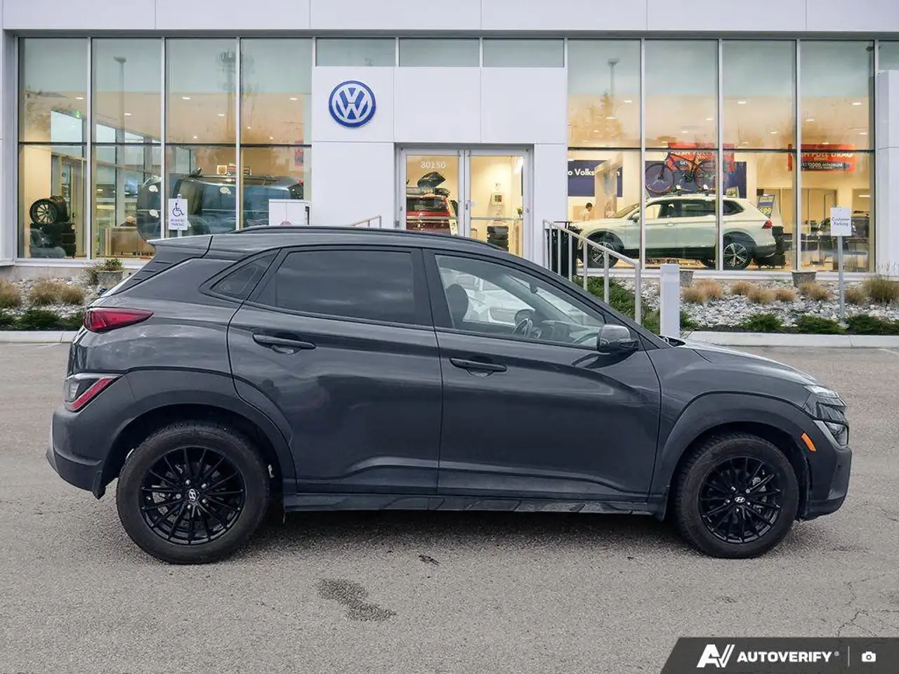 Hyundai KONA снимка Hyundai KONA