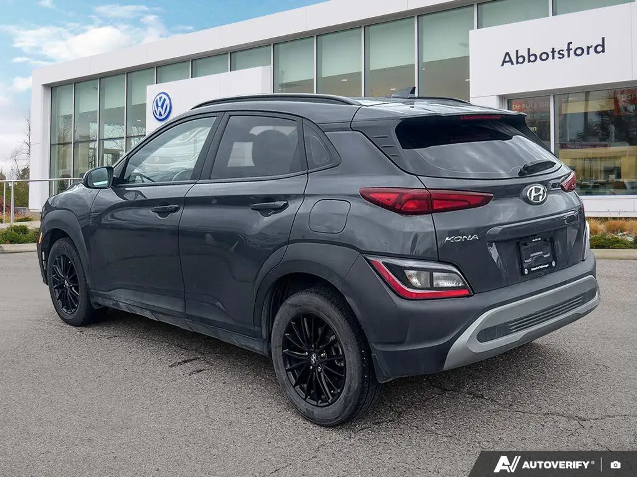 Hyundai KONA снимка Hyundai KONA