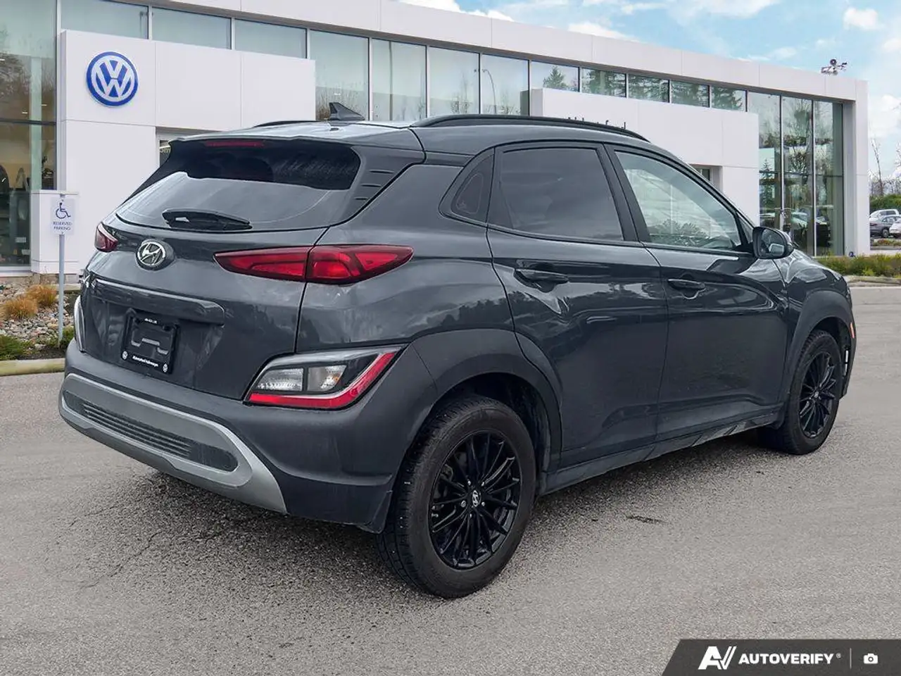 Hyundai KONA снимка Hyundai KONA