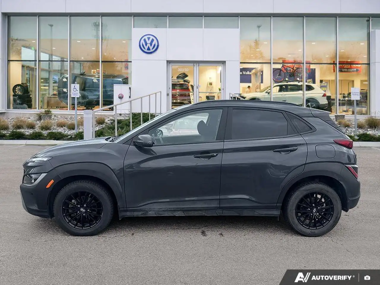 Hyundai KONA снимка Hyundai KONA