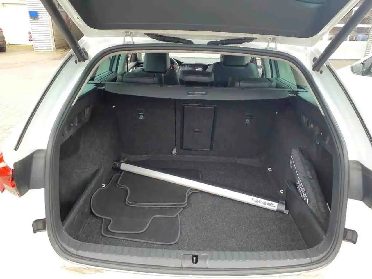 Skoda Octavia Combi 2.0 TSI 4x4 DSG STYLE*MATRIX*HUD*C, миниатюра 9
