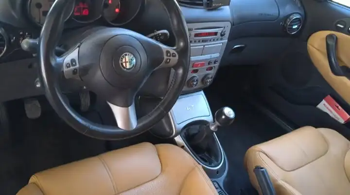 Alfa Romeo Alfa GT 1.9 JTD Distinctive 2006, foto 6