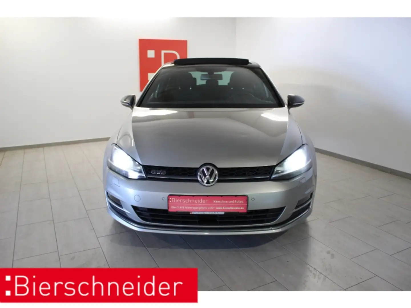 Volkswagen Golf VII 2.0 TDI DSG GTD 18 PANO XENON Zilver - 2