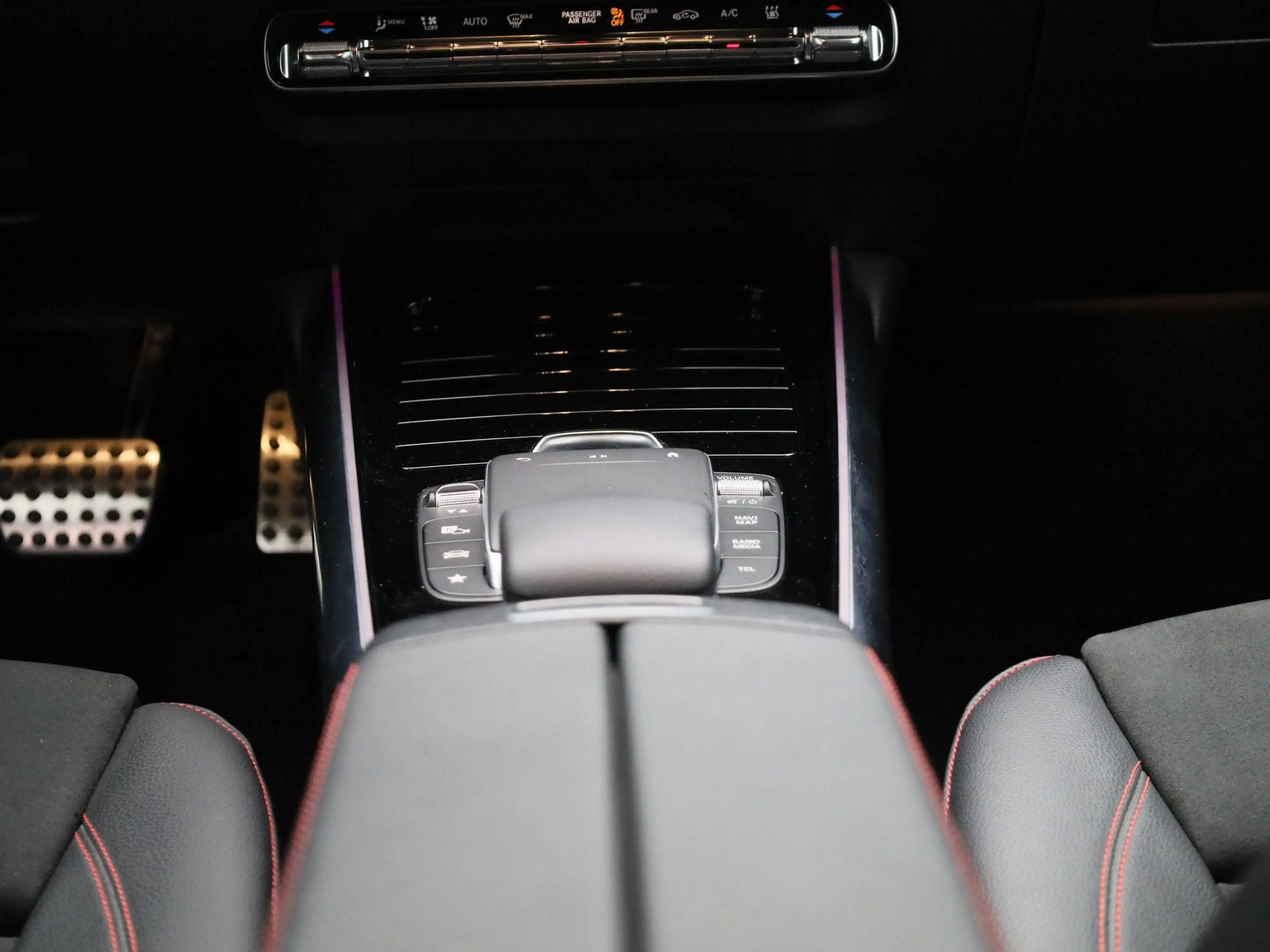 Mercedes-Benz EQA 250 Business Solution AMG 67 kWh | STOELVERWARMING | C — photo 10
