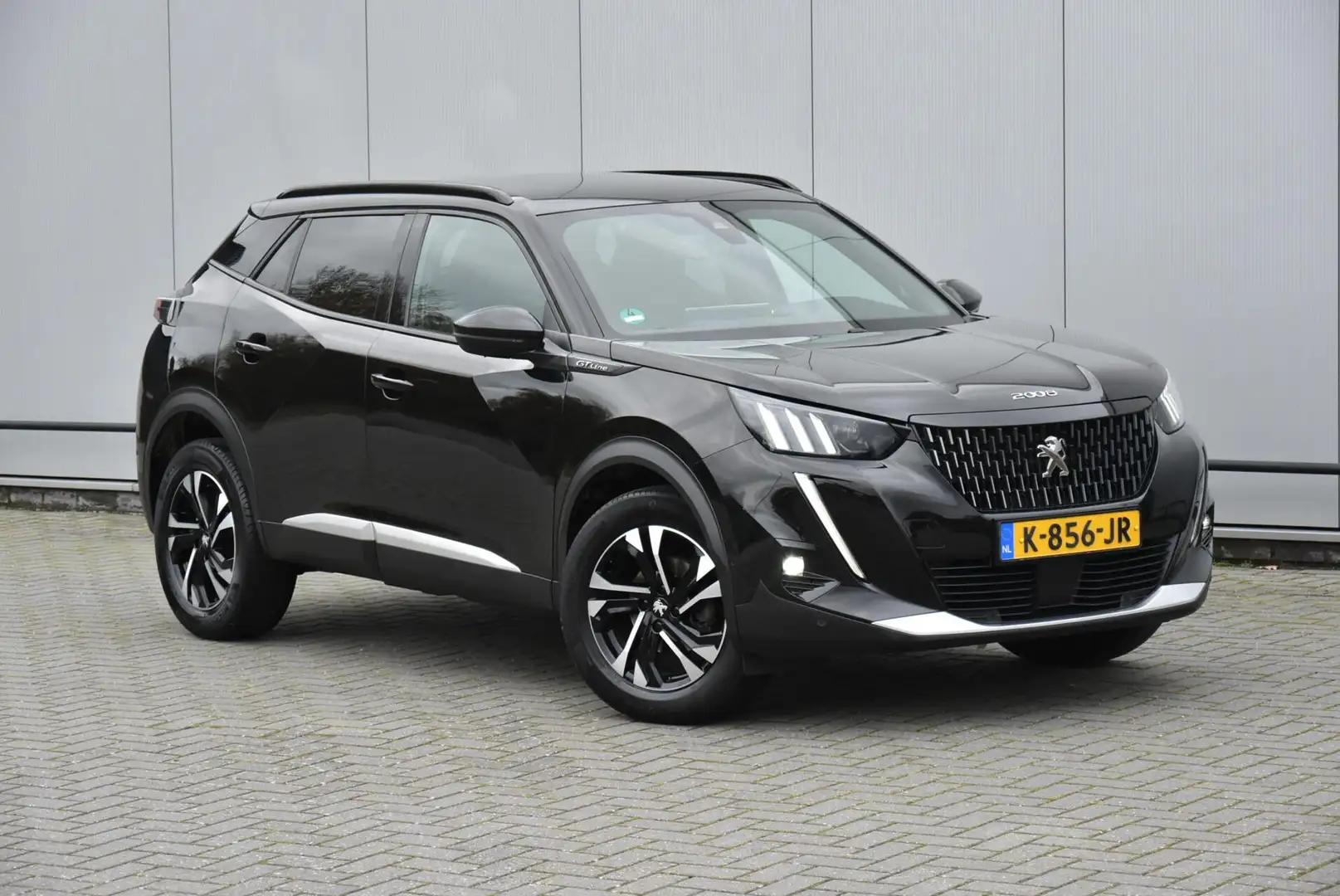 Peugeot 2008 1.2 GT-Line 130 Pk Aut. Leder Navi Camera LED Zwart - 1