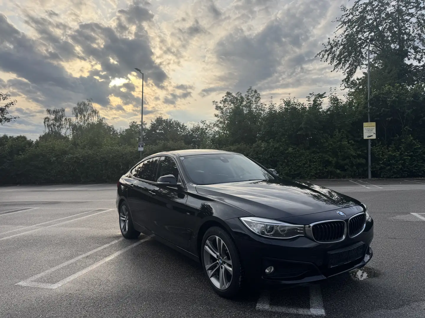 BMW 318 318d Gran Turismo - 2
