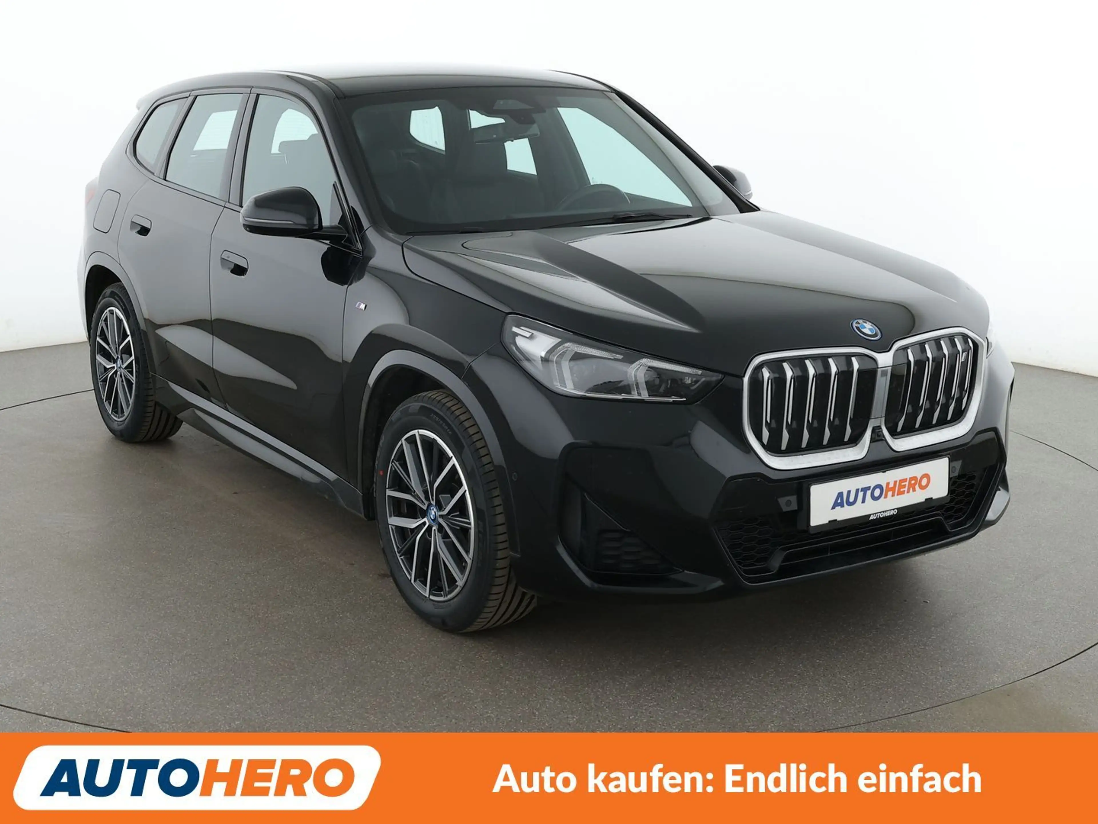 BMW iX1 xDrive 30 M Sport Aut.*NAVI*HEAD-UP*LED*TEMPO*360° — photo 8