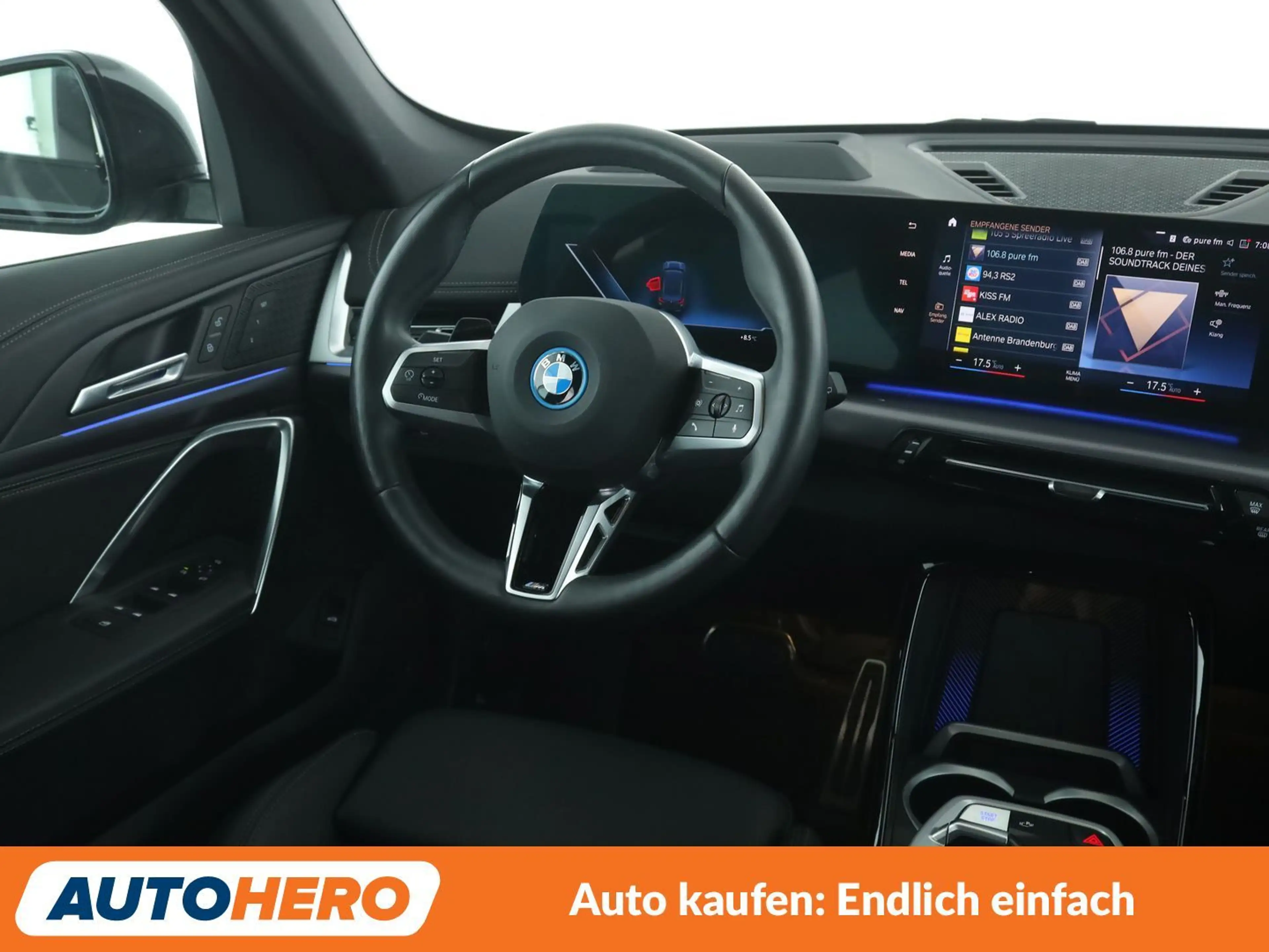 BMW iX1 xDrive 30 M Sport Aut.*NAVI*HEAD-UP*LED*TEMPO*360° — photo 13