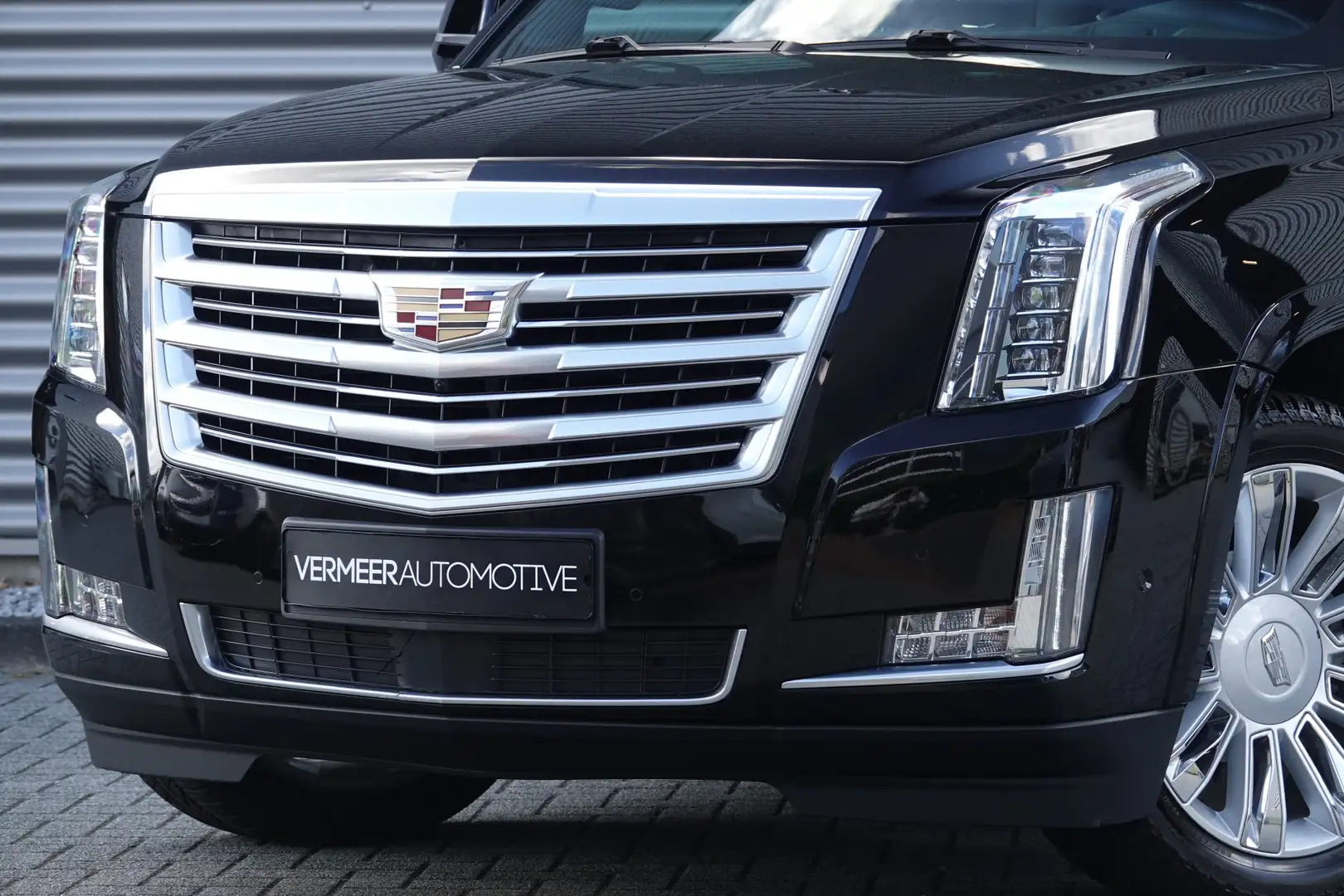 Cadillac Escalade 6.2 V8 Premium AWD 7 p EU Uitvoering | Dak | HUD | Negro - 2