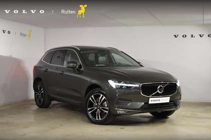 Volvo XC60 B5 250PK Momentum Exclusive / Navigatie / Adaptiev