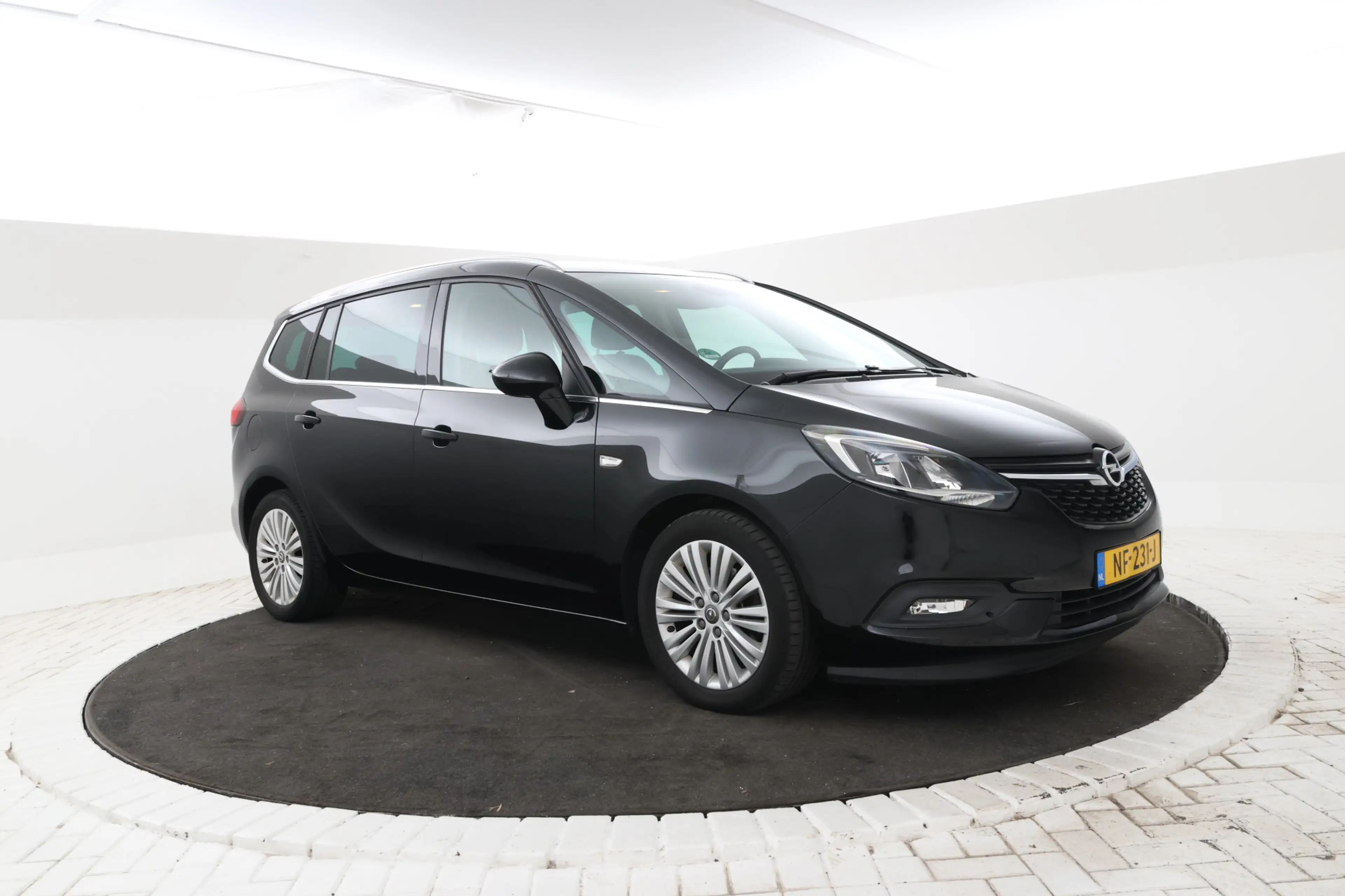 Opel Zafira 1.4 Turbo Edition 7p. Navigatie, Climate, Trekhaak — photo 4