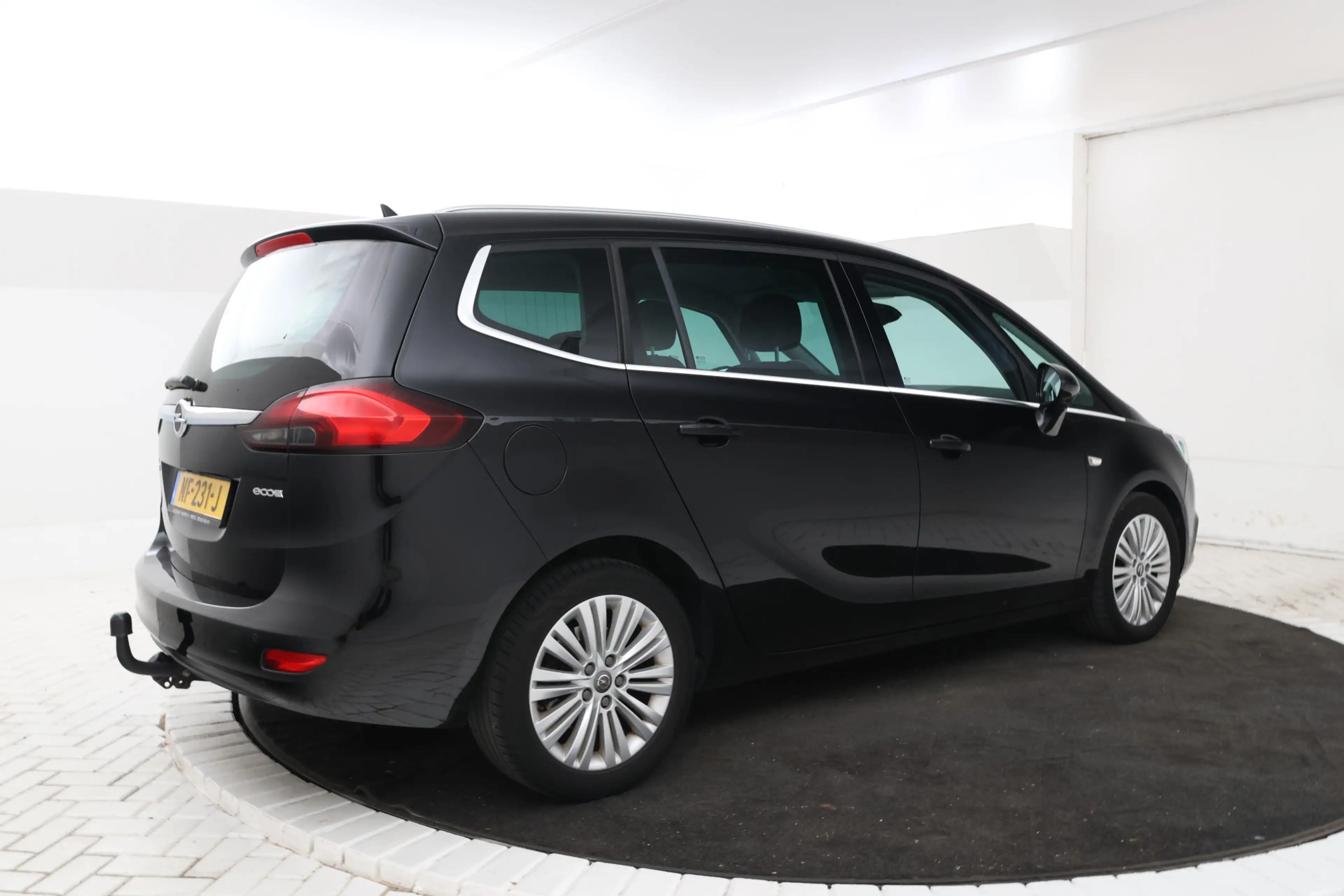 Opel Zafira 1.4 Turbo Edition 7p. Navigatie, Climate, Trekhaak — photo 2