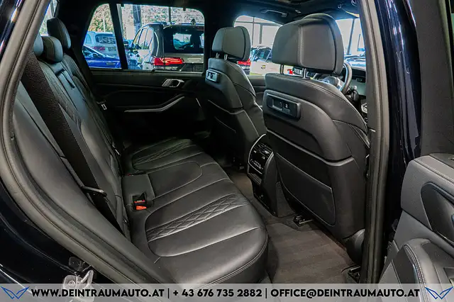 BMW X5 view 15