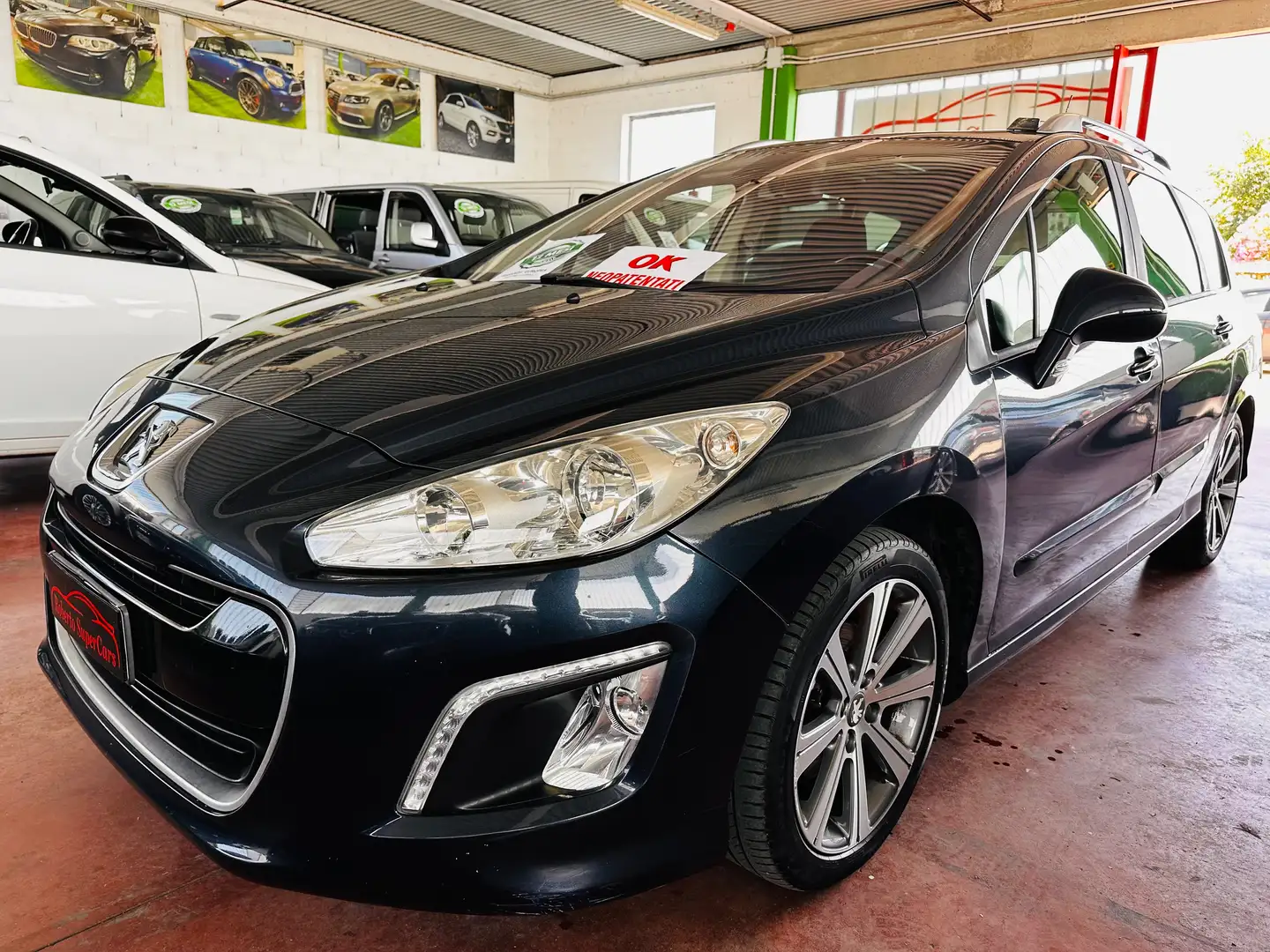 Peugeot 308 SW 1.6 e-hdi 8v Allure s Cambio Automatico Blu/Azzurro - 2