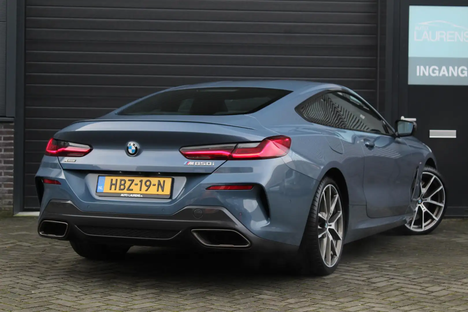 BMW M850 8 Serie M850i xDrive High Executive | Softclose | Blauw - 2