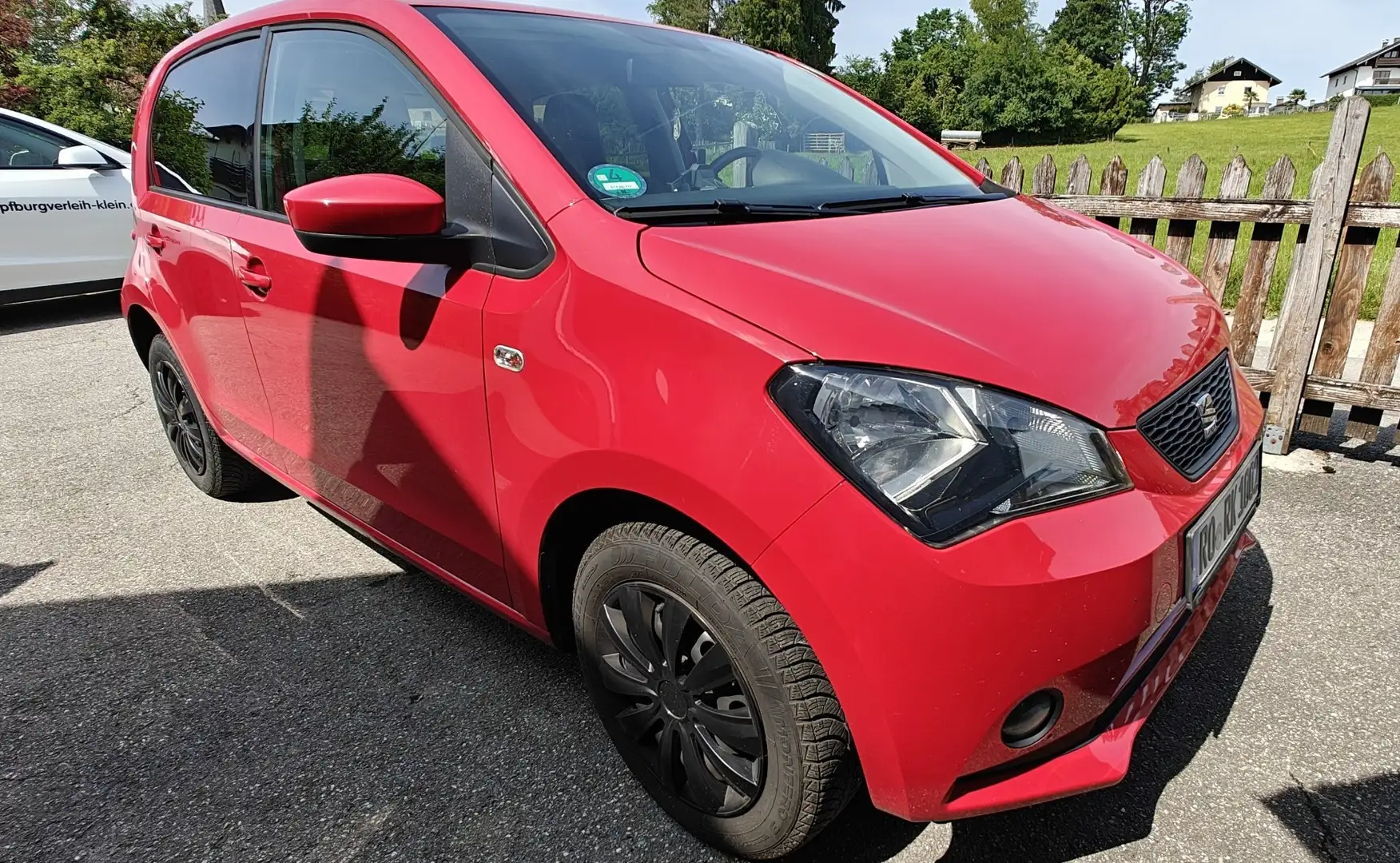 SEAT Mii Chic Rot - 2