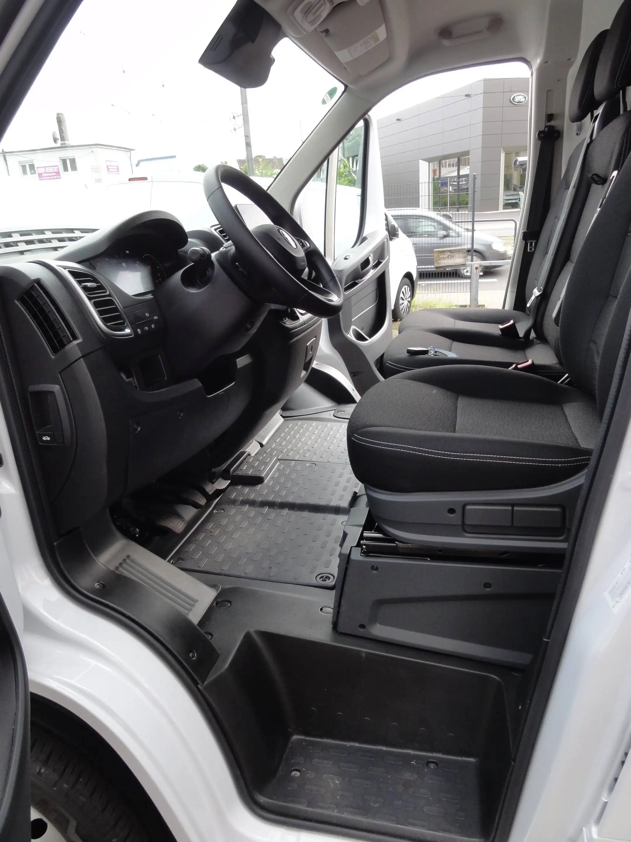 Opel Movano Opel Movano 2,2 l CDTI 103 KW neues Modell Kasten hoch + lang 3 Sitze AdBlue Kima LKW — photo 14