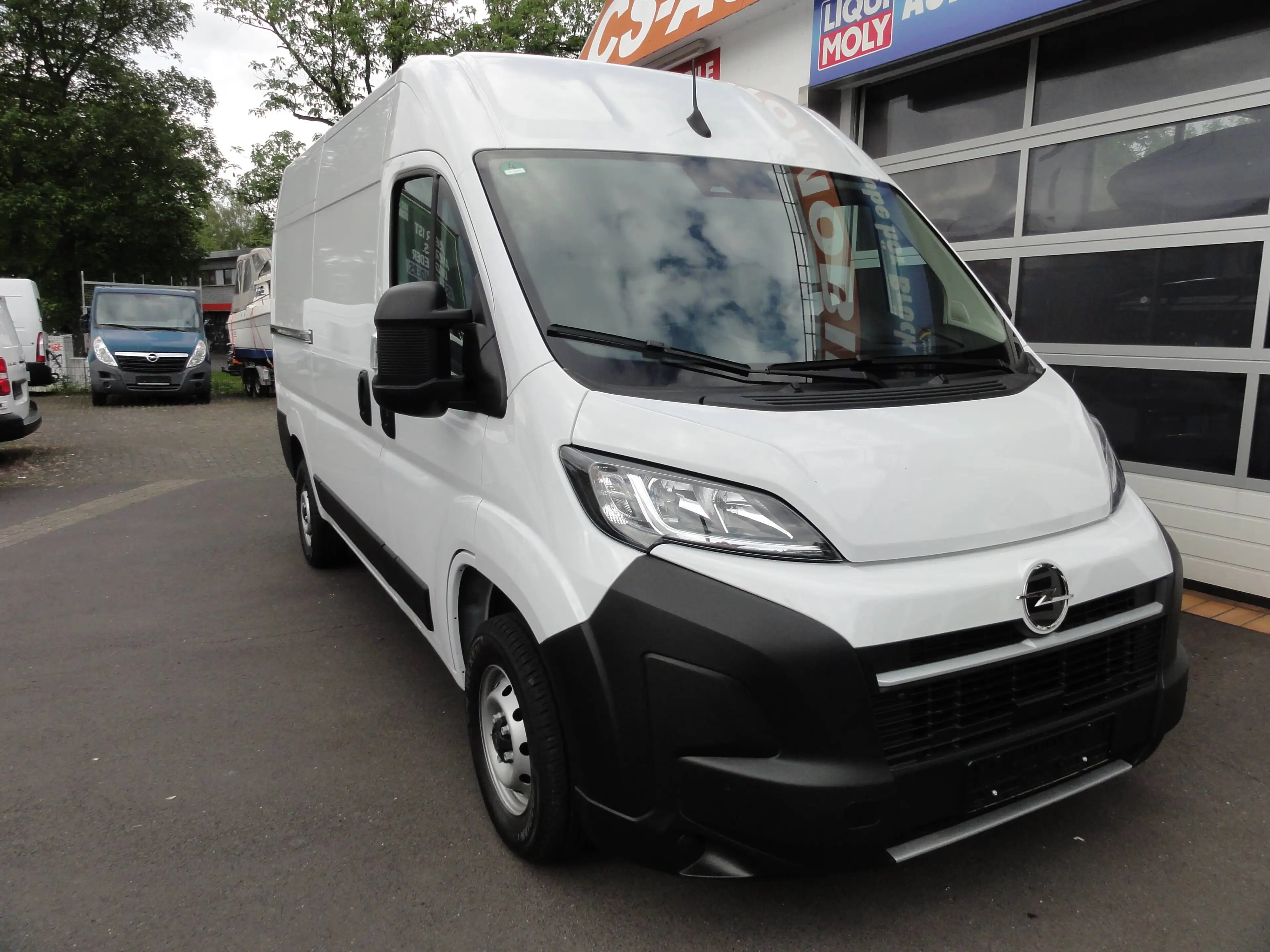 Opel Movano Opel Movano 2,2 l CDTI 103 KW neues Modell Kasten hoch + lang 3 Sitze AdBlue Kima LKW — photo 2
