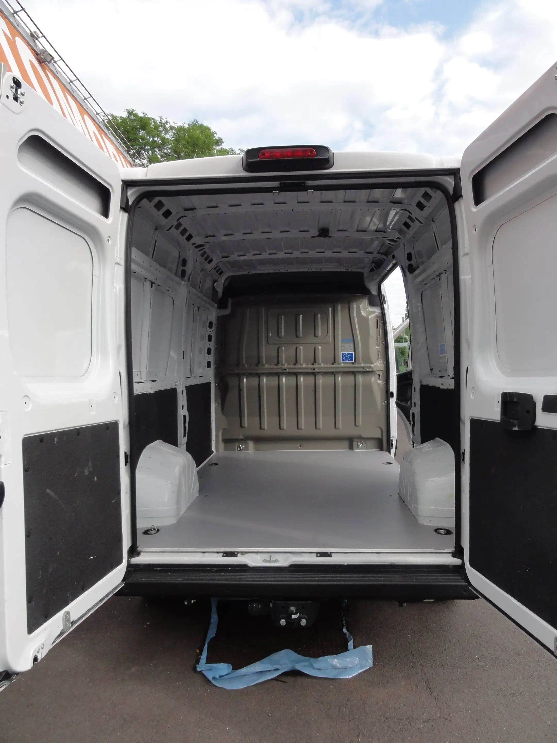 Opel Movano Opel Movano 2,2 l CDTI 103 KW neues Modell Kasten hoch + lang 3 Sitze AdBlue Kima LKW — photo 11