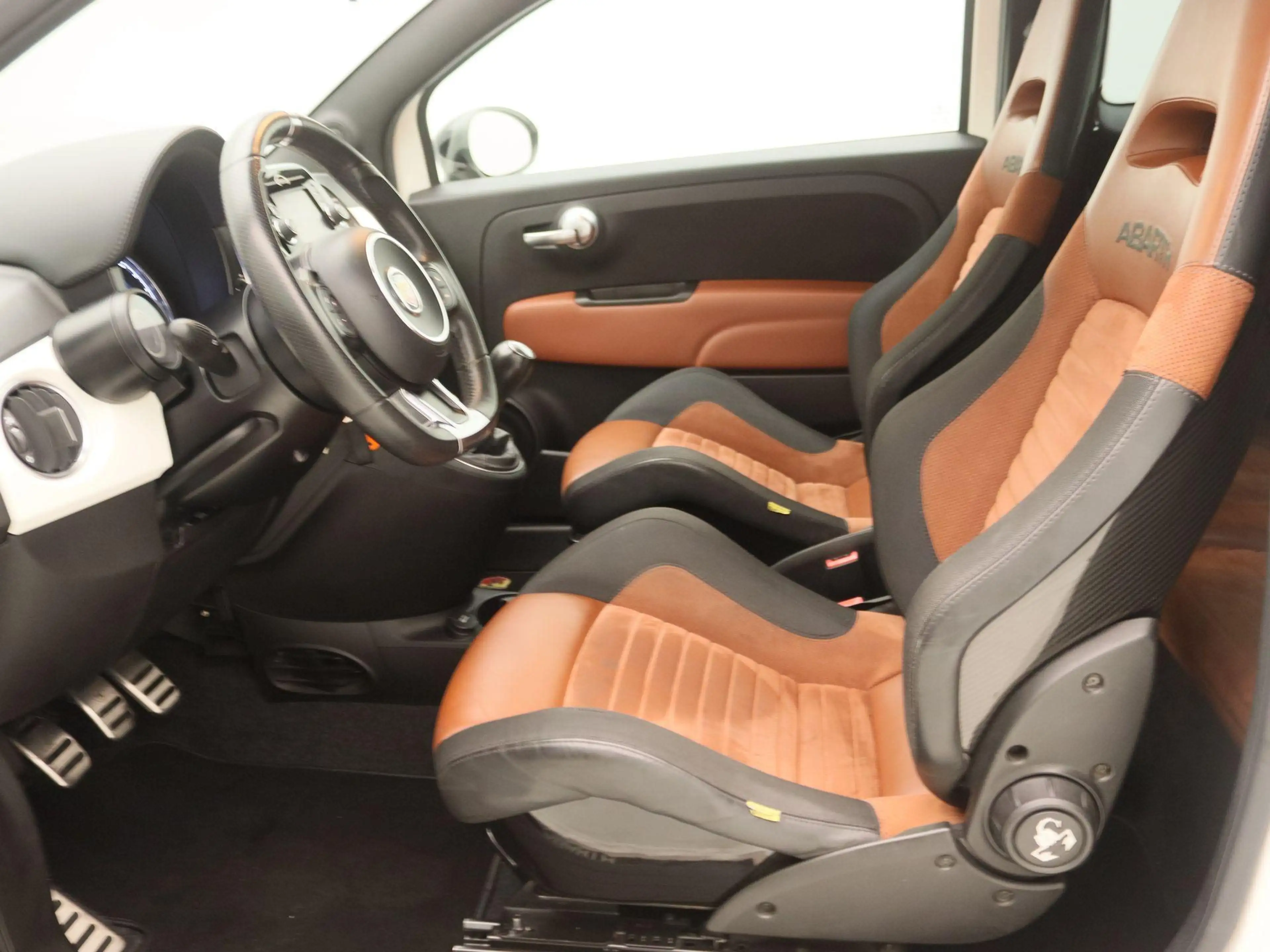 Fiat 500 Abarth 1.4 T-Jet 595 | Sabelt kuipstoelen | Monza uitlaat — photo 12