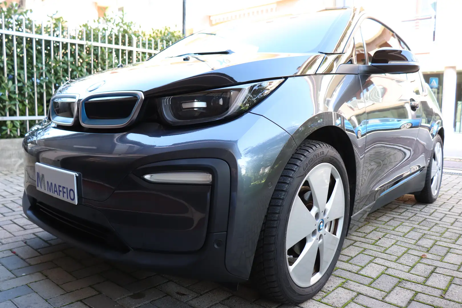 BMW i3 120AH ADVANTAGE+RETROCAMERA+NAVI+FARI LED+GOMME MS Grau - 2