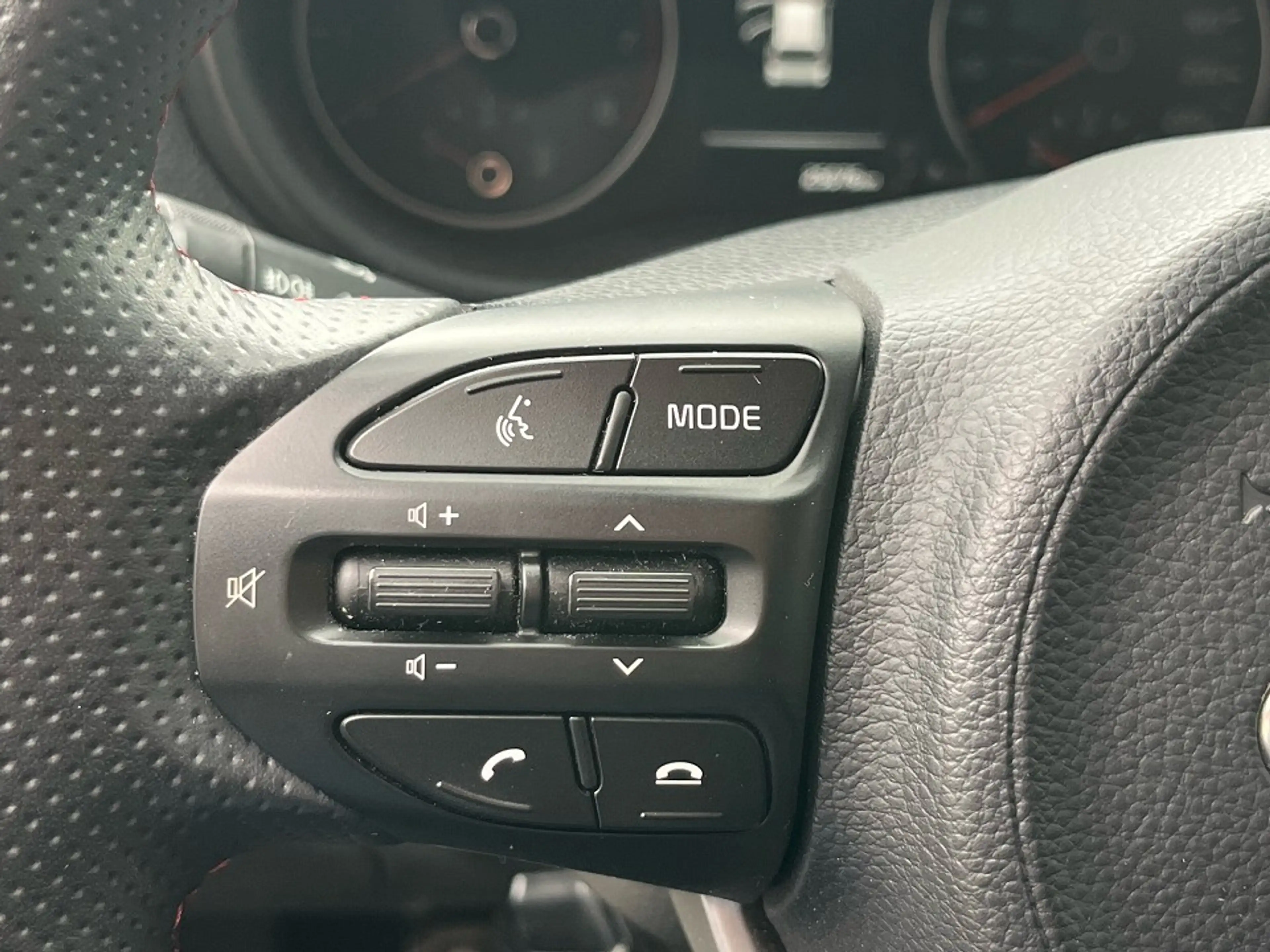 Kia Picanto GT-Line AAC NAVI SHZ LRHZ PDC KAMERA — photo 12