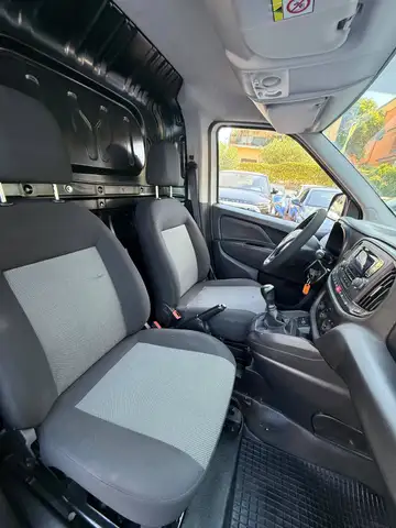 Fiat Doblo view 11