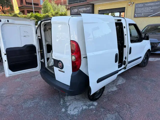 Fiat Doblo view 9