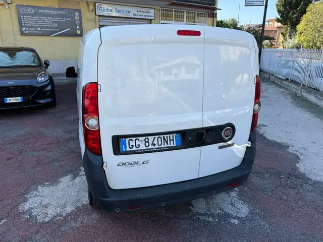 Fiat Doblo view 8