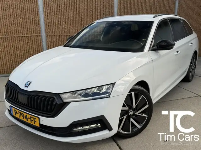 Skoda Octavia Combi 1.0 e-TSI Sport Automaat Trekhaak uitklapbaa